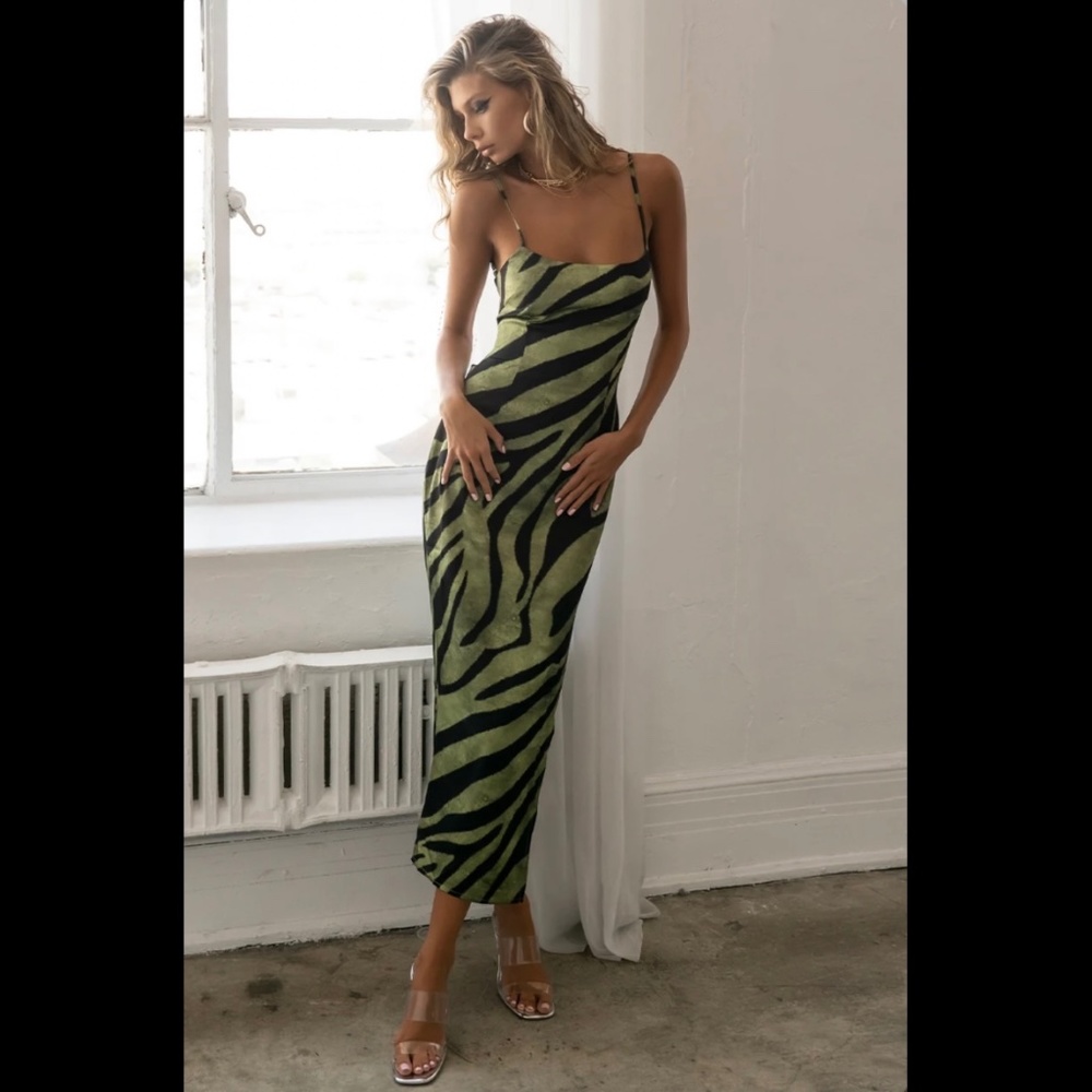 Runaway The Label Sol Midi Dress - Meiko Print Size Small